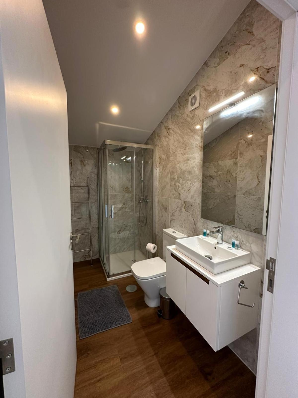 Fabulous Duplex Apartment Porto Luaran gambar
